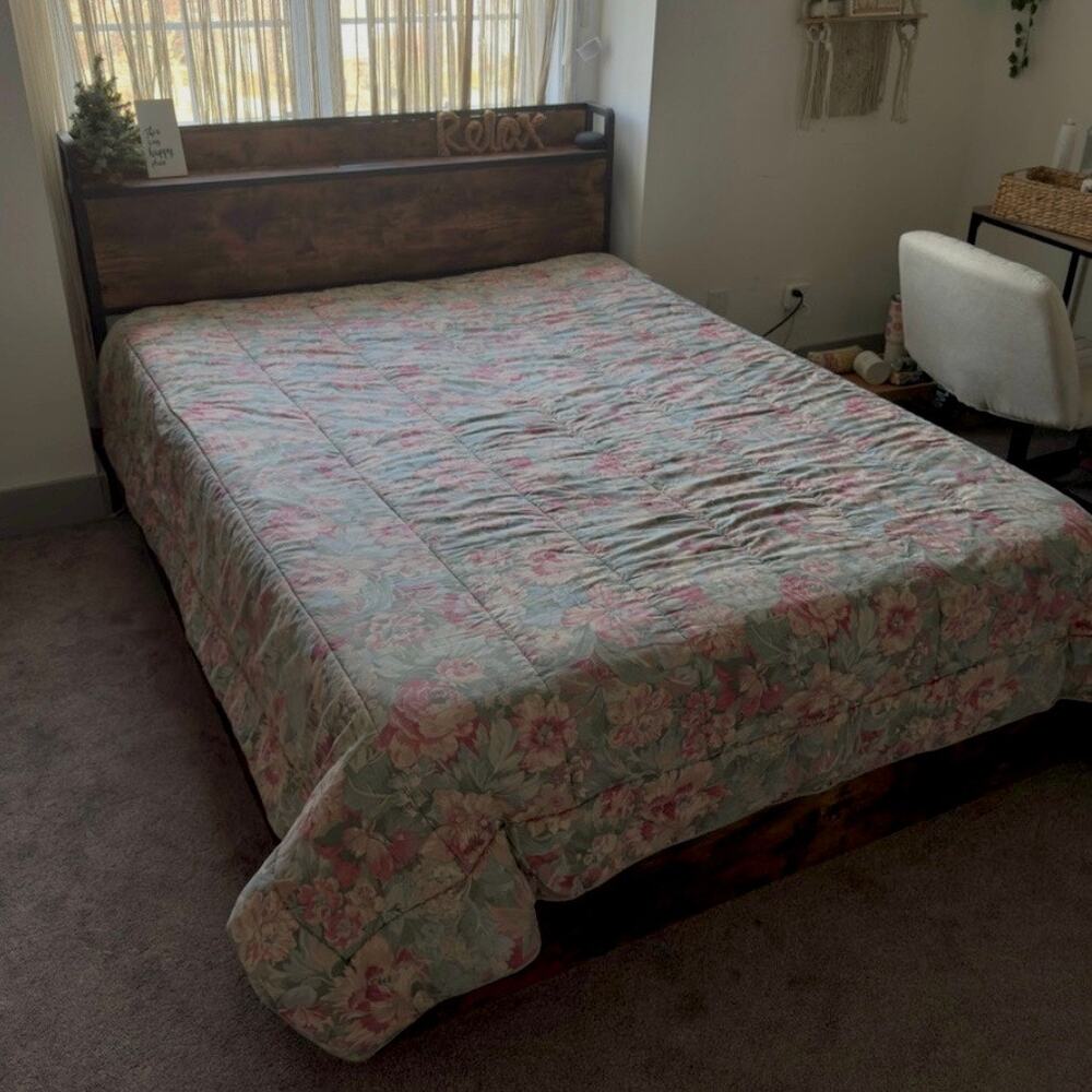 CROSCILL Home Fashions Vintage Queen Floral Comforter Bedspread